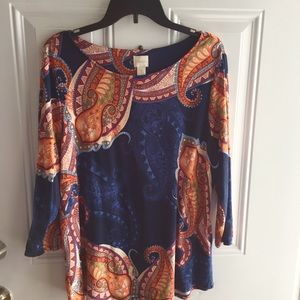 Chicos 3/4 sleeve comfy tee. Navy multi colors